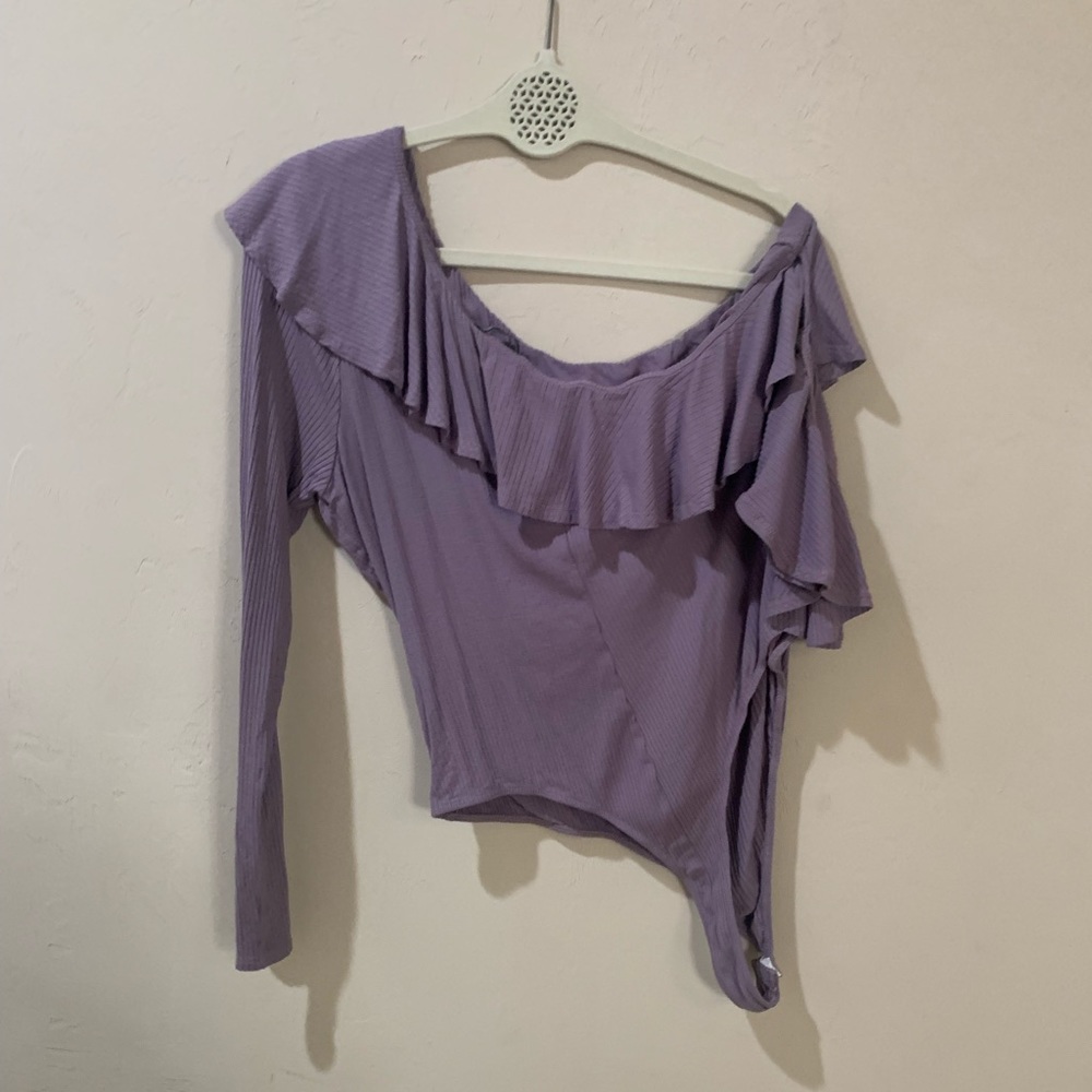 Lavender bodysuit. Ruffled. - Picture 3 of 3